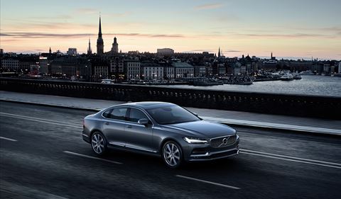 Volvo S90 в России: старт заказов, цены и богатое базовое оснащение