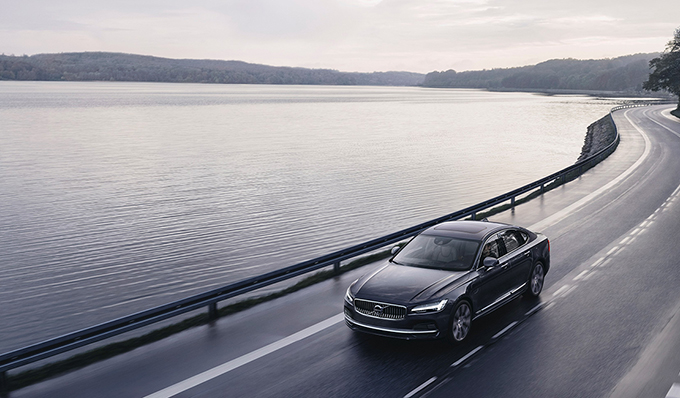 Новые модели Volvo оснащаются ограничителем скорости до 180 км/ч и технологией Care Key