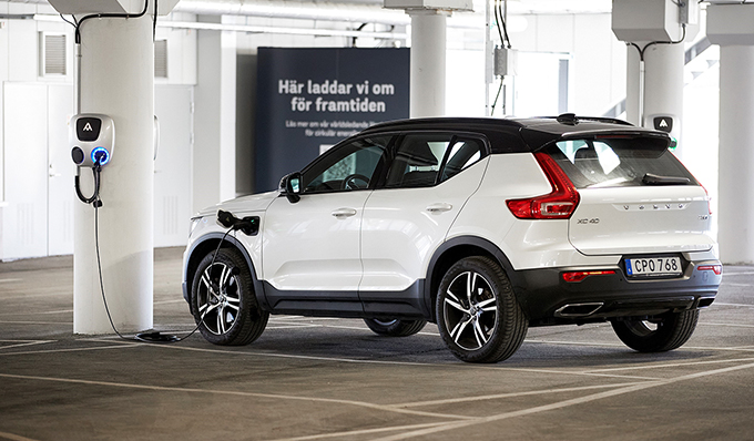 Volvo Cars планирует снизить выбросы СО2 и сэкономить миллиарды в рамках модели замкнутого цикла